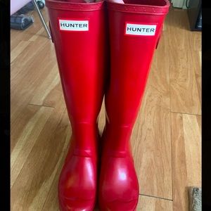 Hunter Rain Boots (Tall/Red)